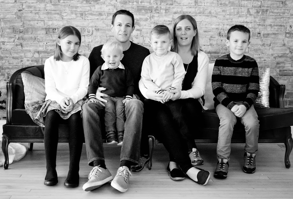 bw-family-photo